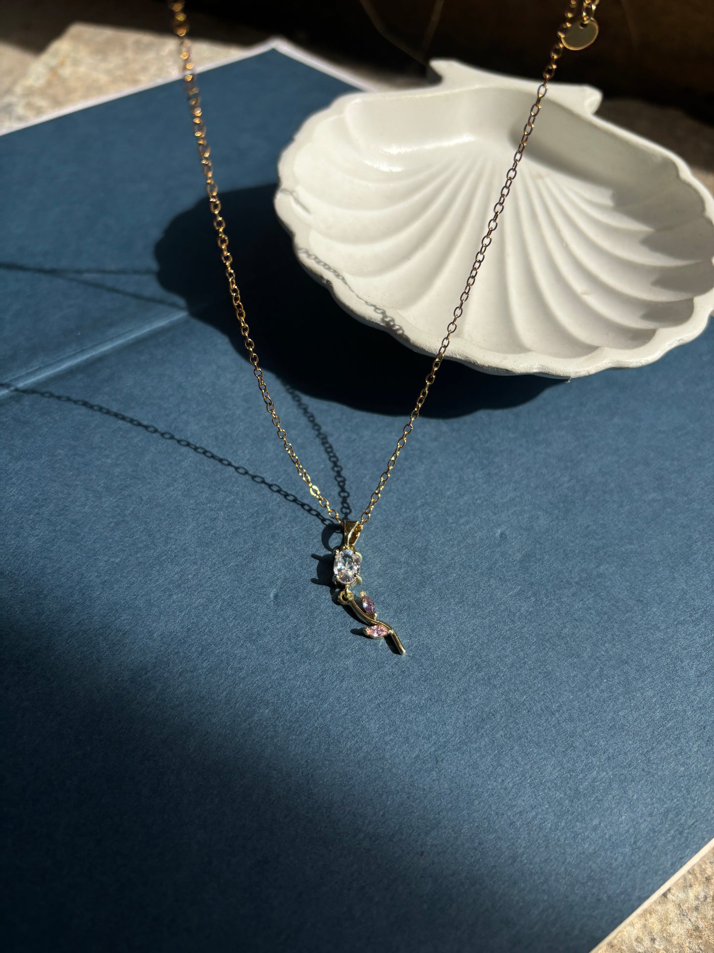 Tulip Pendant