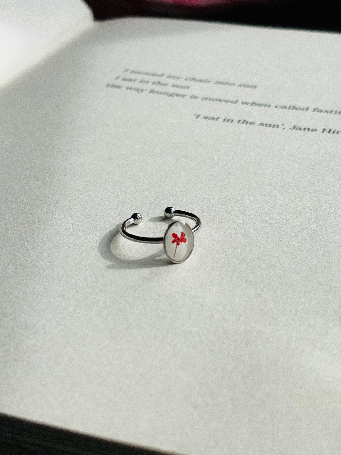 Red Flower oval shape Ring