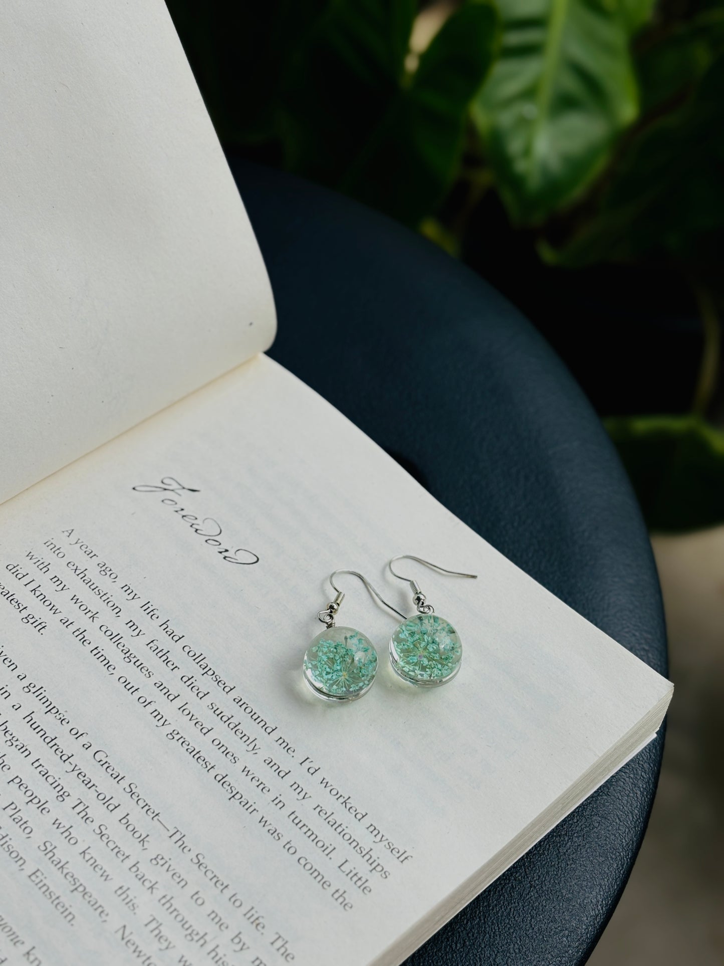 Mint Ammi majus Flower Earrings