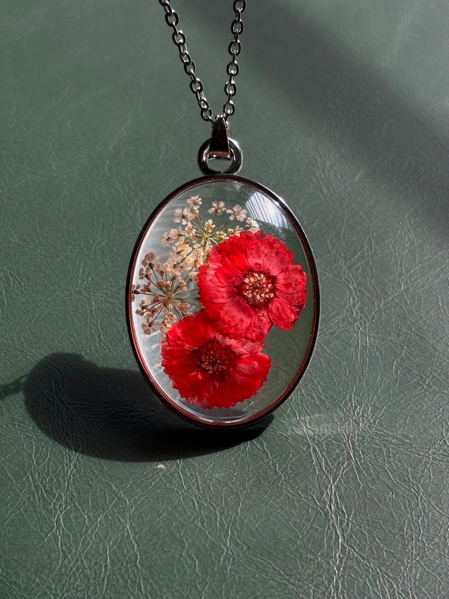 Anne Lace & Hibiscus Flower Pendant