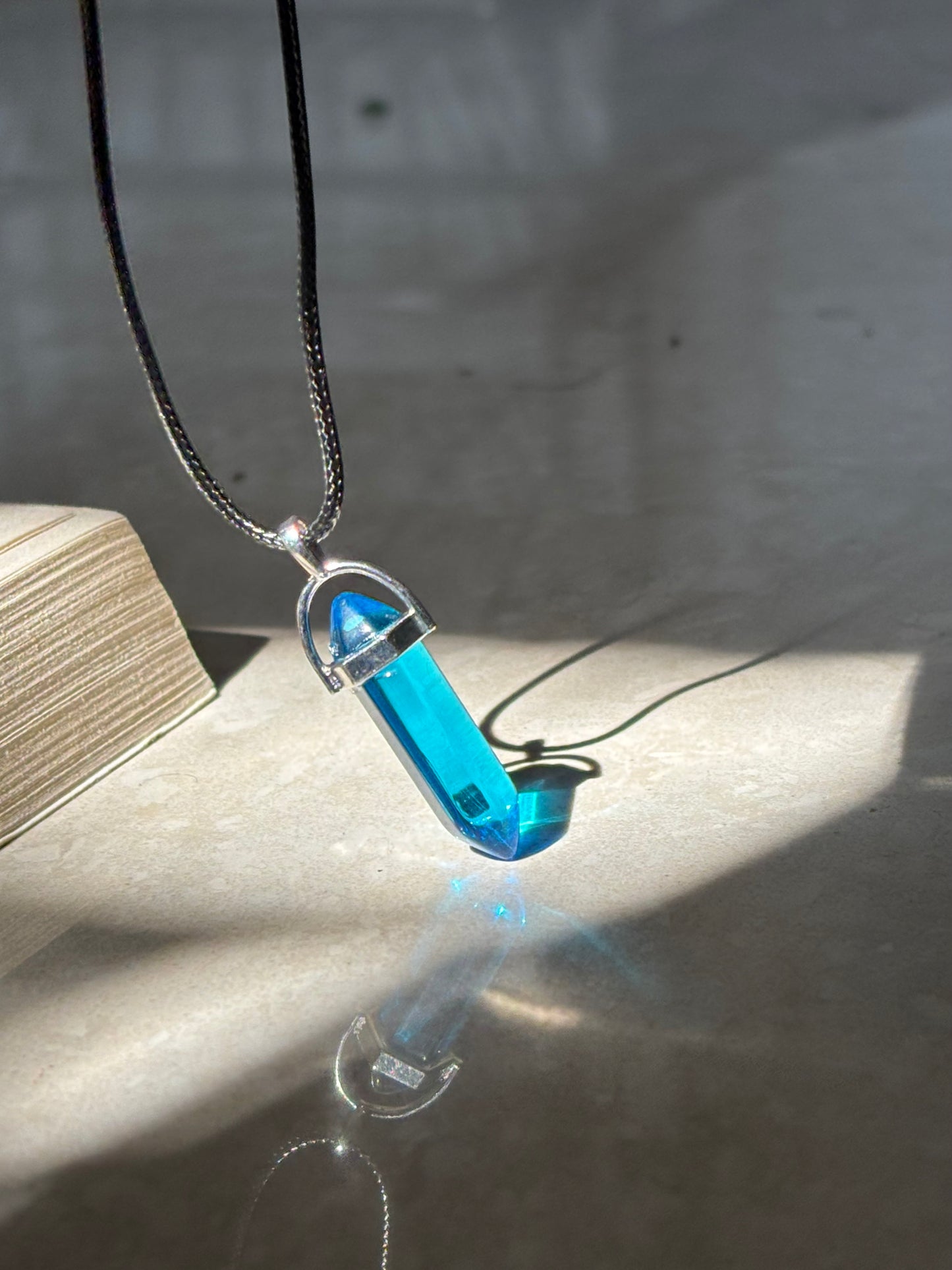 Resin blue Crystal pendant with thread