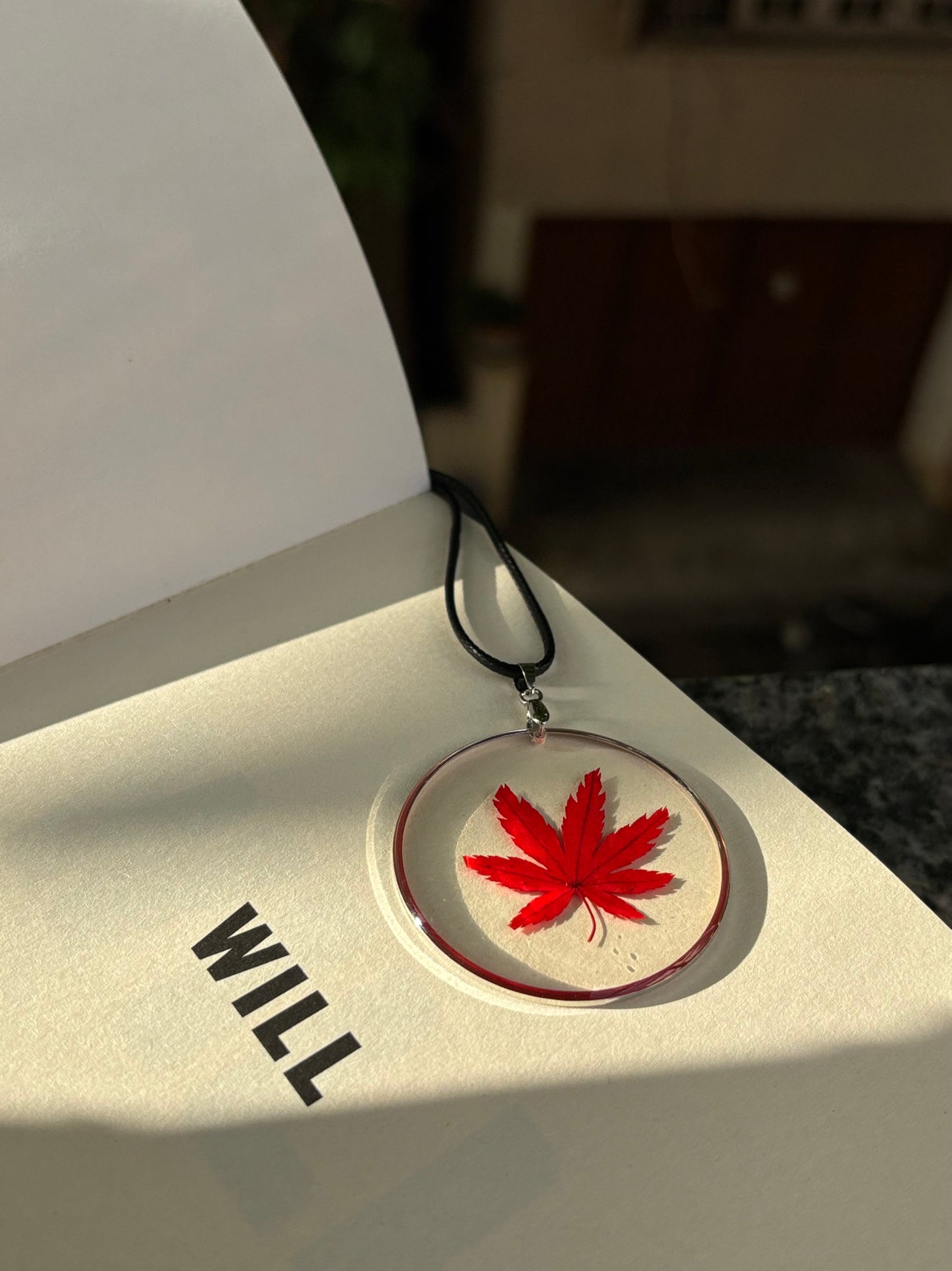 Maple Leaf pendent with Thread