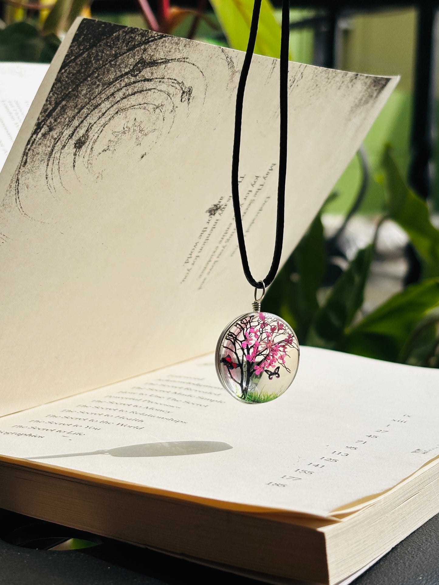 Tree design Floral pendant