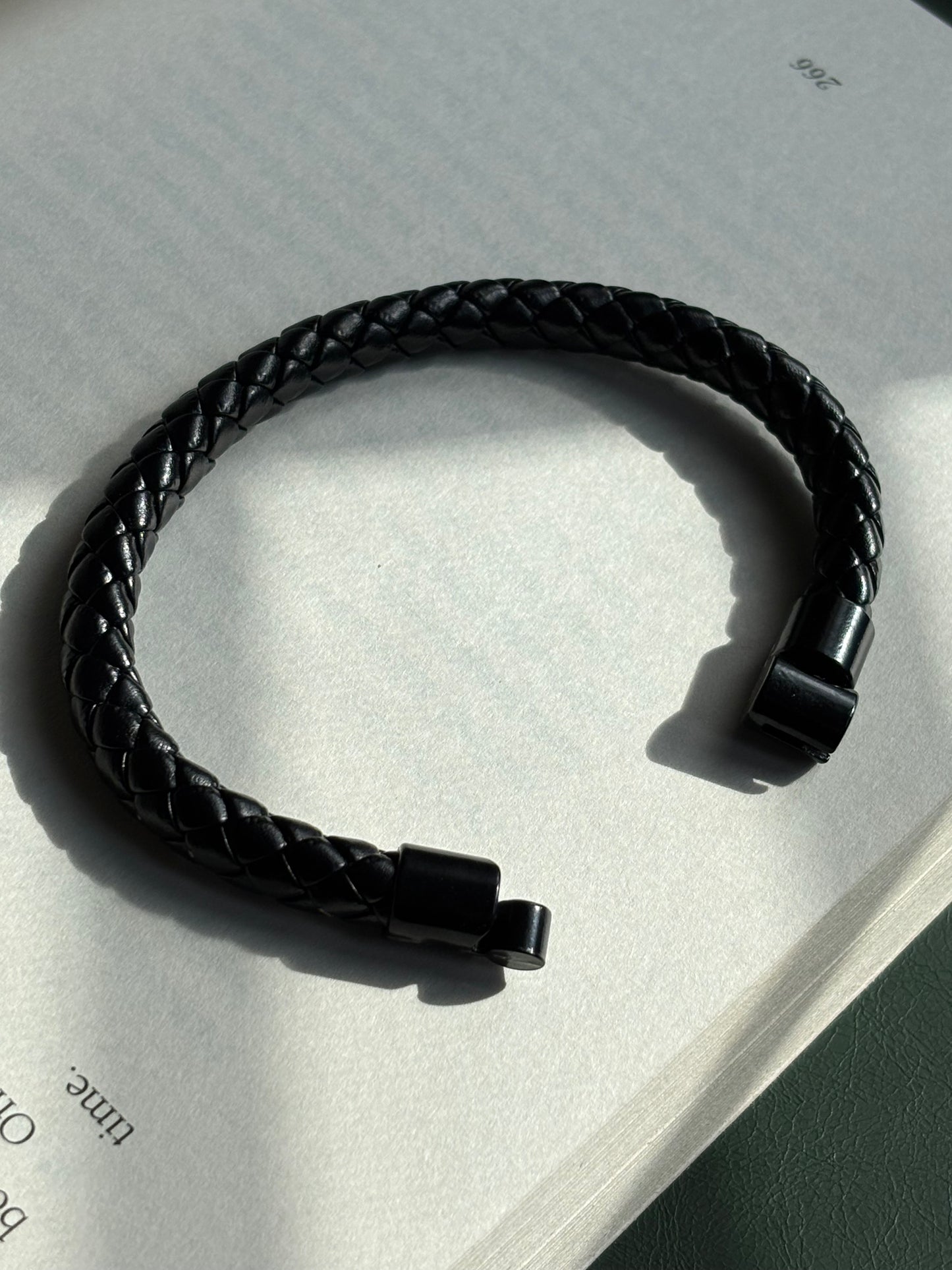 Black leather Band with magnet