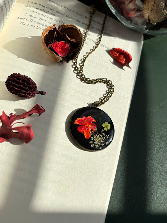 Anne Lace Real Flower Pendant