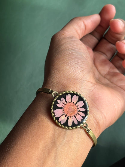 Pink Daisy Flower Antique Bracelet