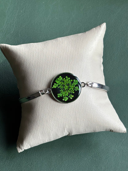 Green Anne lace Flower Bracelet