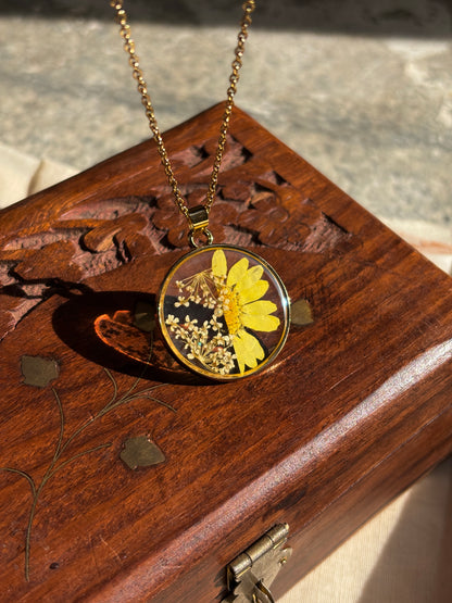 Golden Daisy Real Flower Pendant
