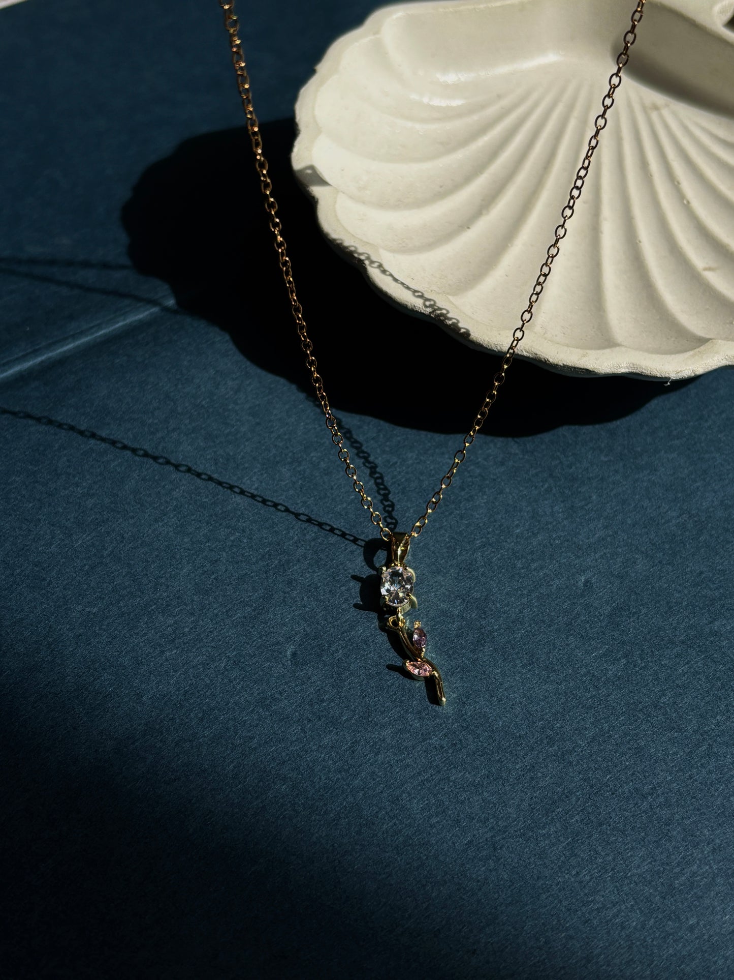 Tulip Pendant
