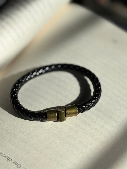 Black leather Band with magnet