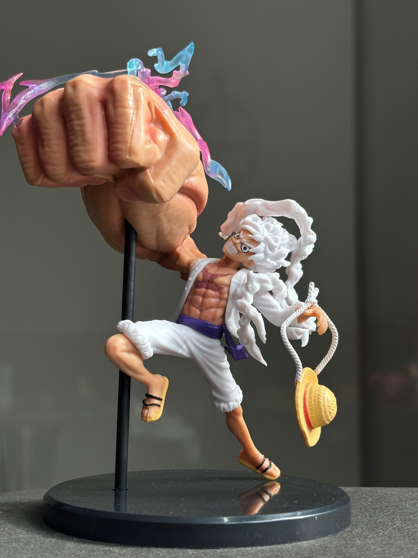 One Piece – Gear 5 Luffy Action Figure