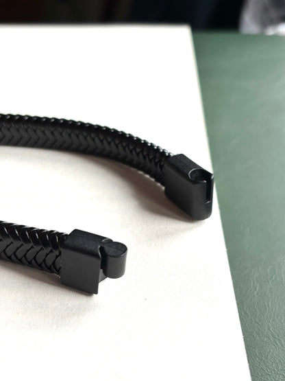 Black Magnet leather band for men