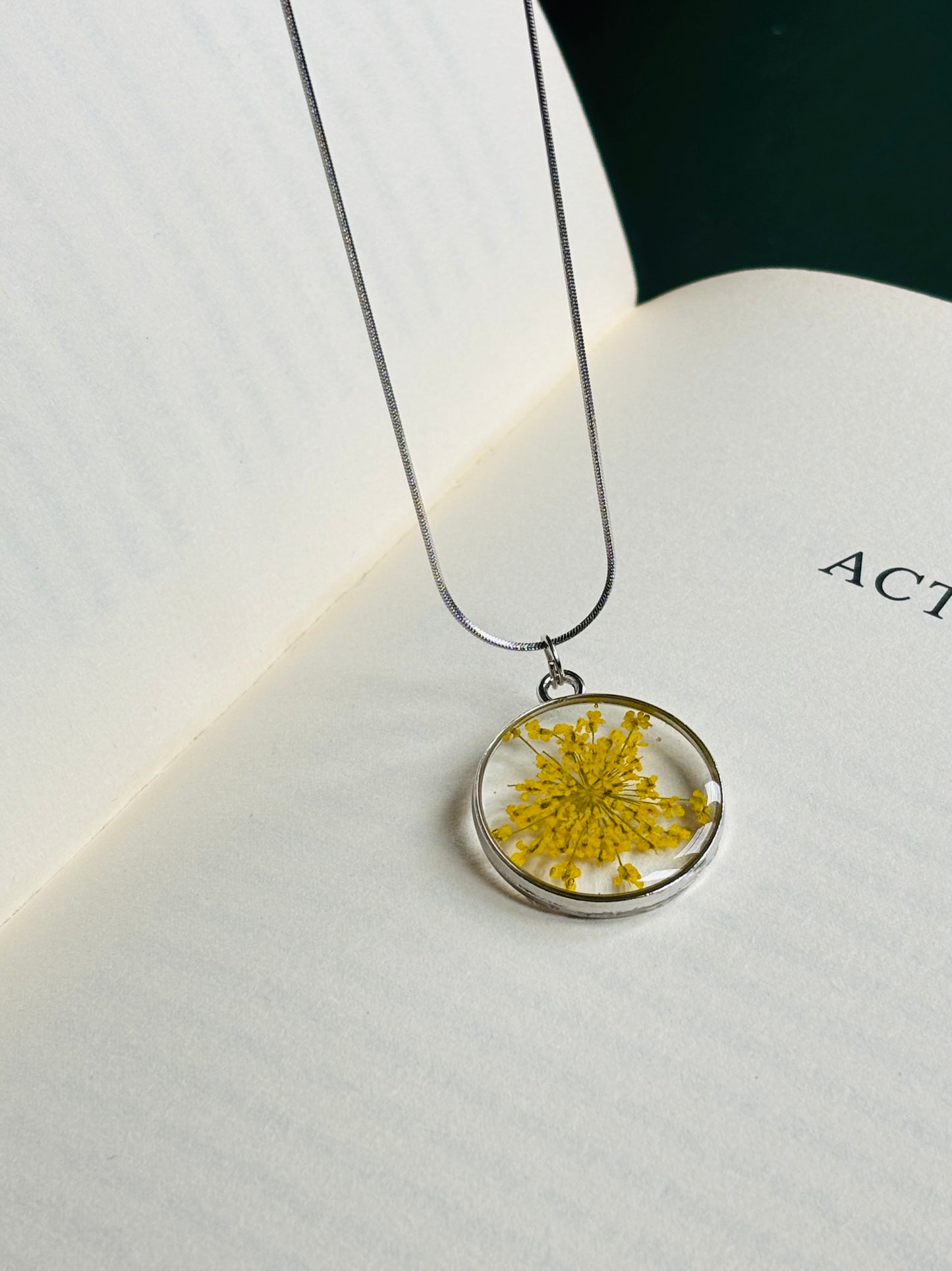 Ammi majus Yellow Flower pendant Round pendent