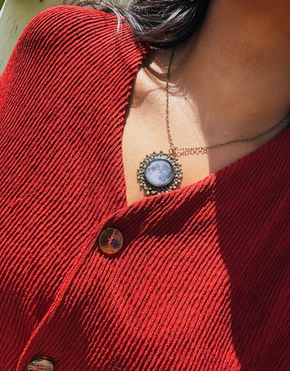 Vintage Full Moon pendant with chain