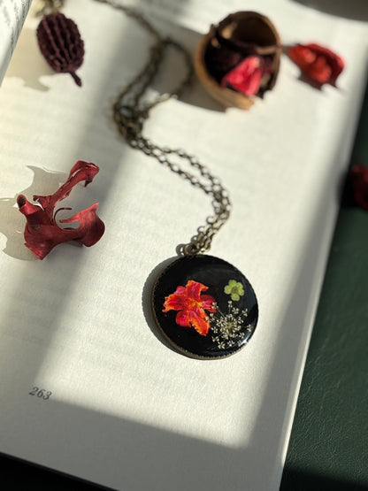 Anne Lace Real Flower Pendant