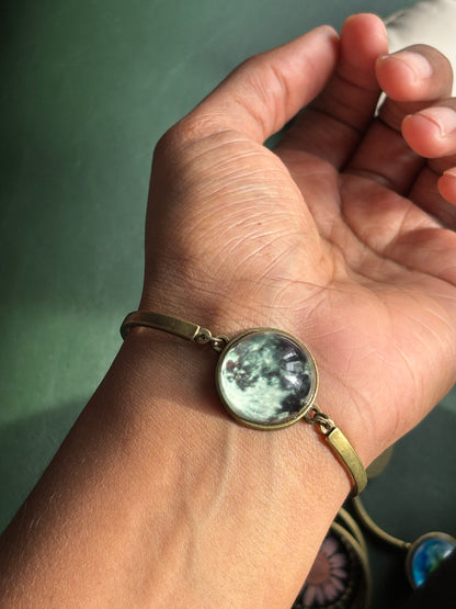 Glow In The Dark Moon Bracelet