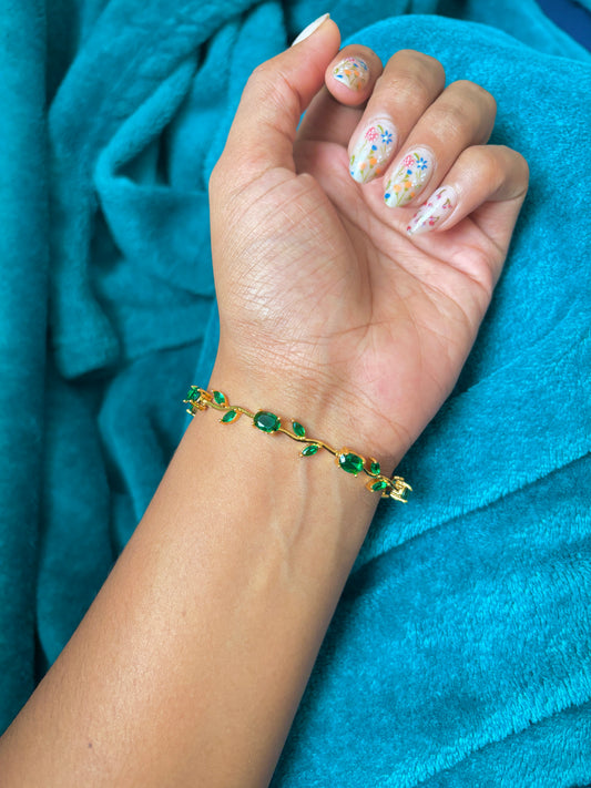 Green Tulip Bracelet