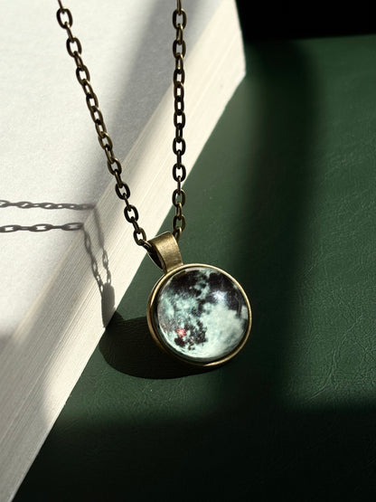 Glow in dark Moon with Vintage Chain