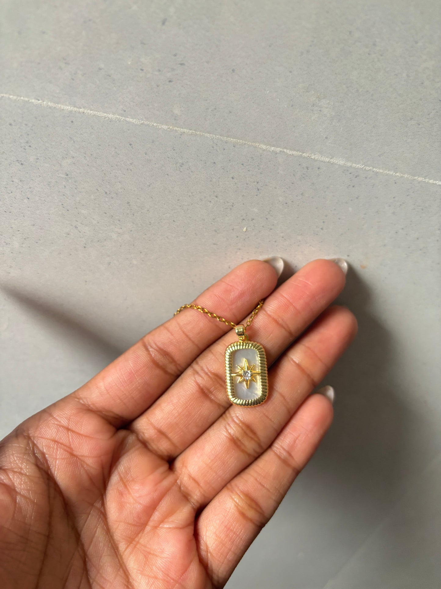 Spark pendant with chain