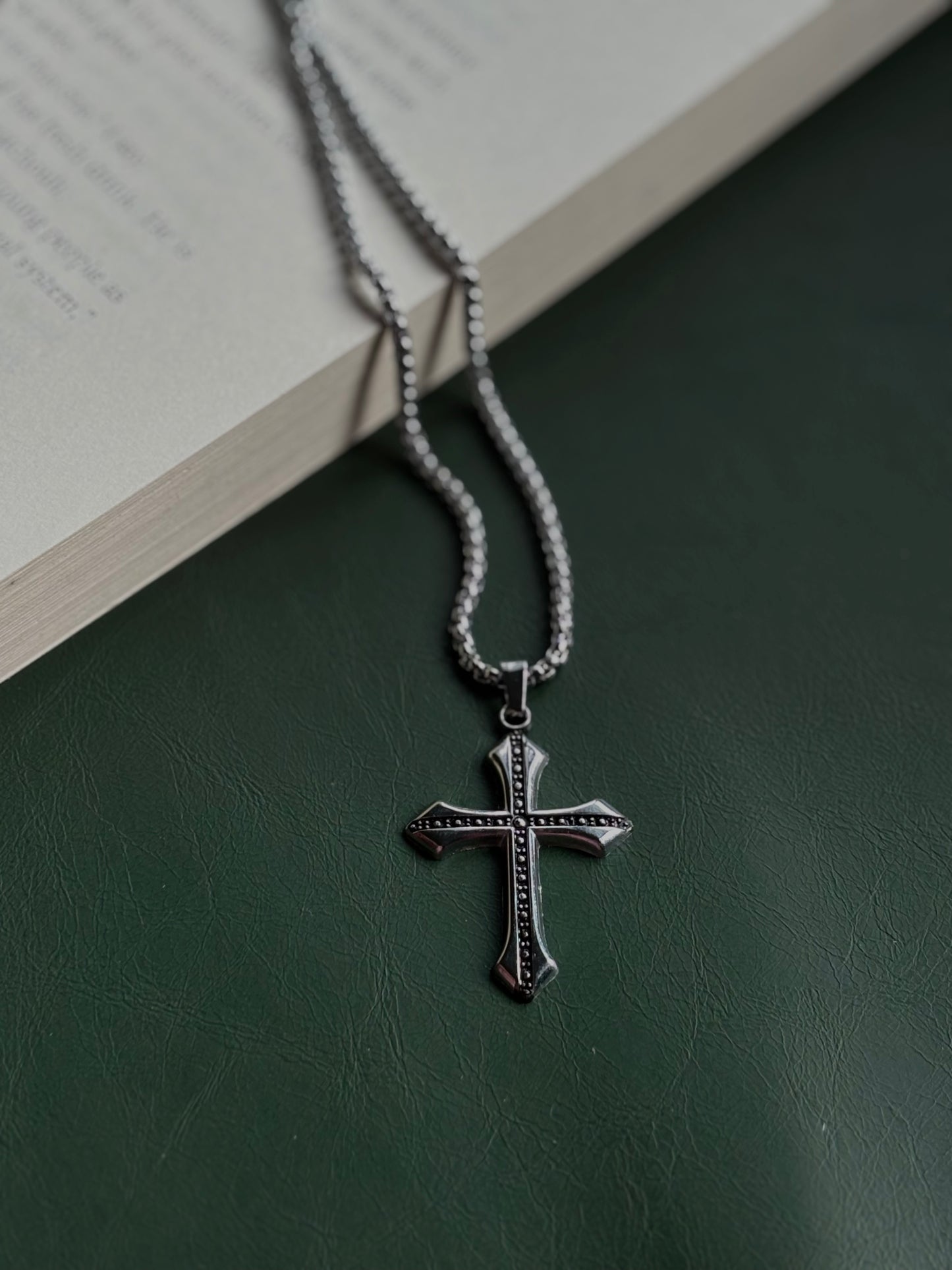 Crusifix Cross Silver Stainless Steel pendant with Chain