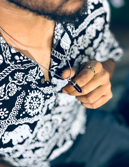 Black resin crystal pendent with chain