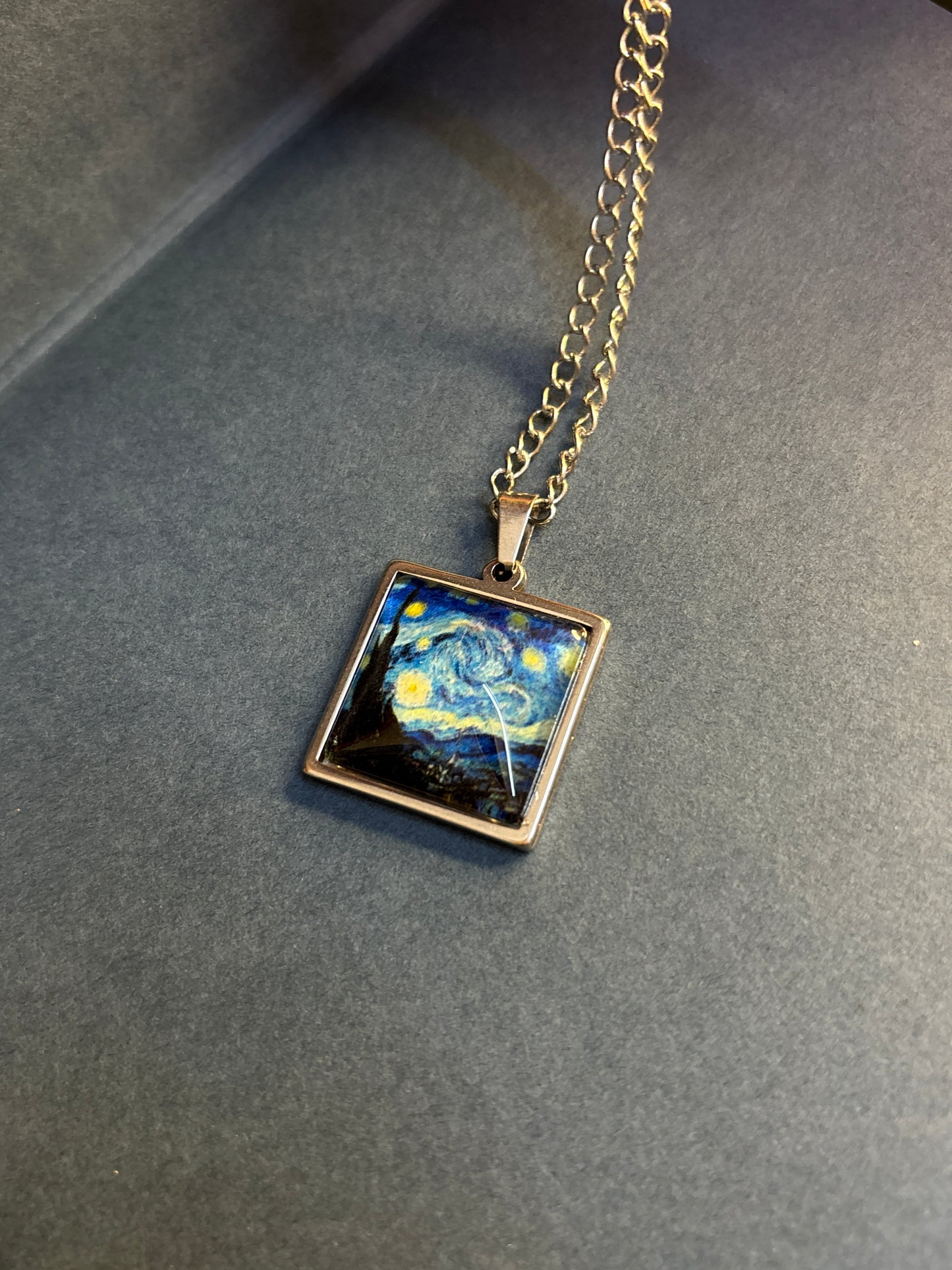 Starry night glow in dark pendant
