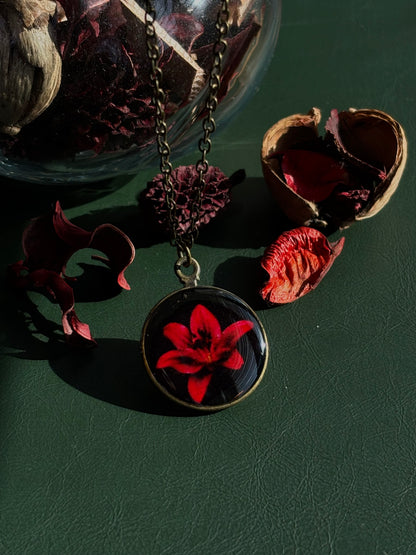Handmade oxidised pendent with chain