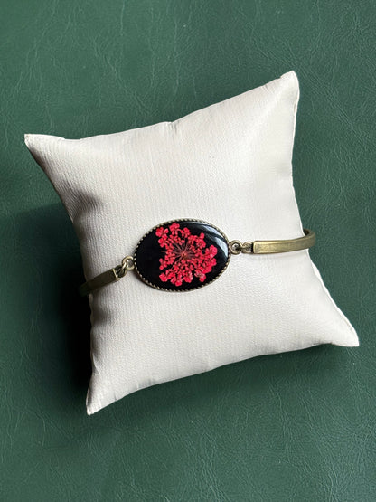 Red Anne Lace Flower Bracelet